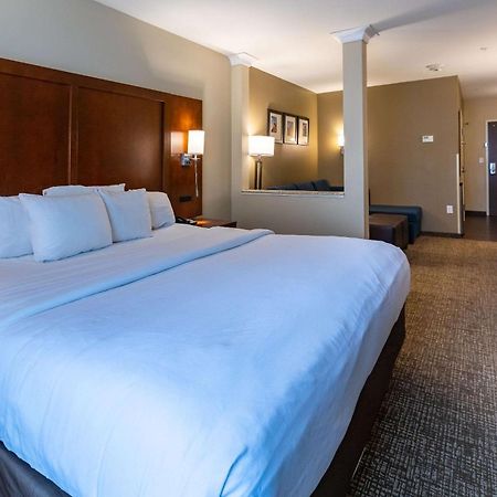 Comfort Suites Denver Near Anschutz Medical Campus Aurora Dış mekan fotoğraf