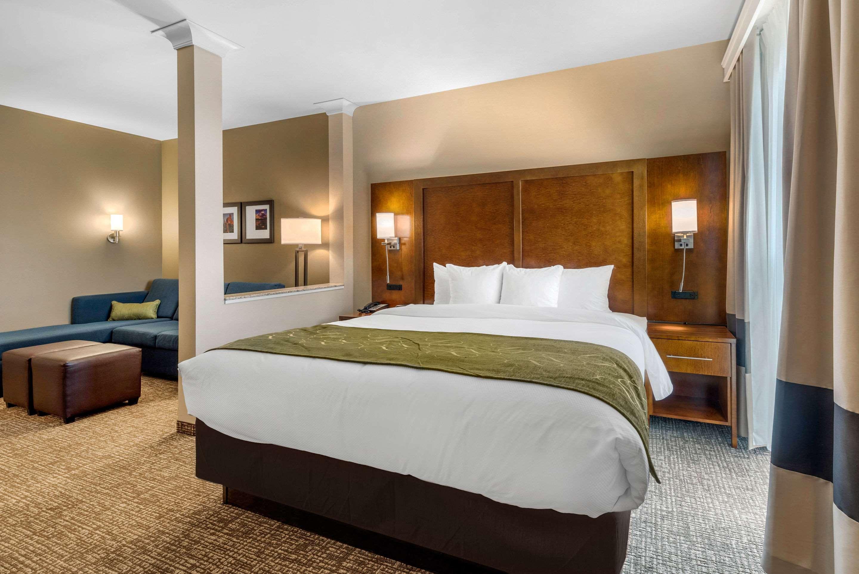 Comfort Suites Denver Near Anschutz Medical Campus Aurora Dış mekan fotoğraf