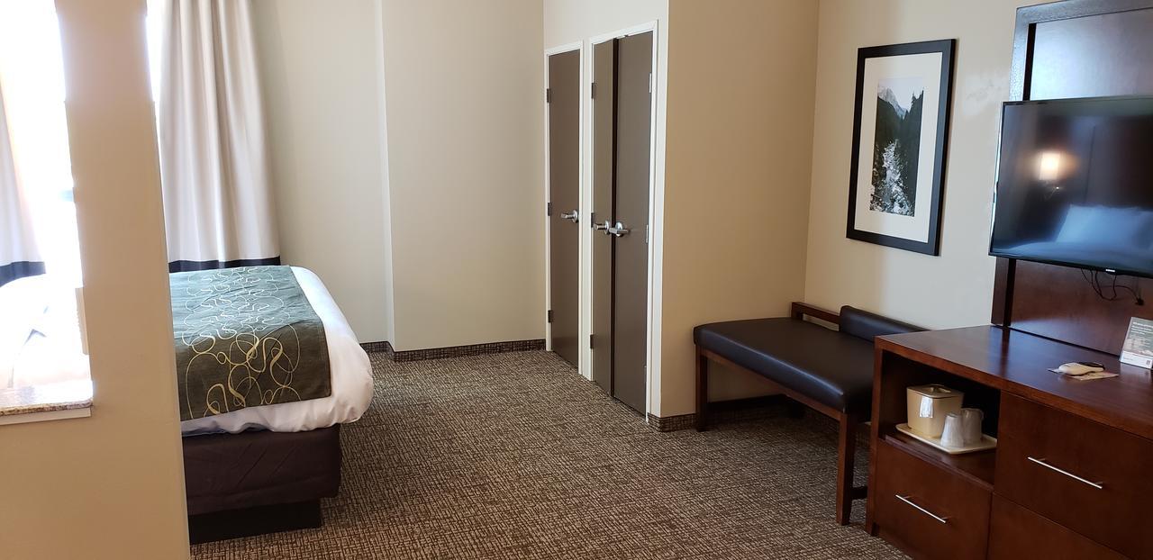 Comfort Suites Denver Near Anschutz Medical Campus Aurora Dış mekan fotoğraf