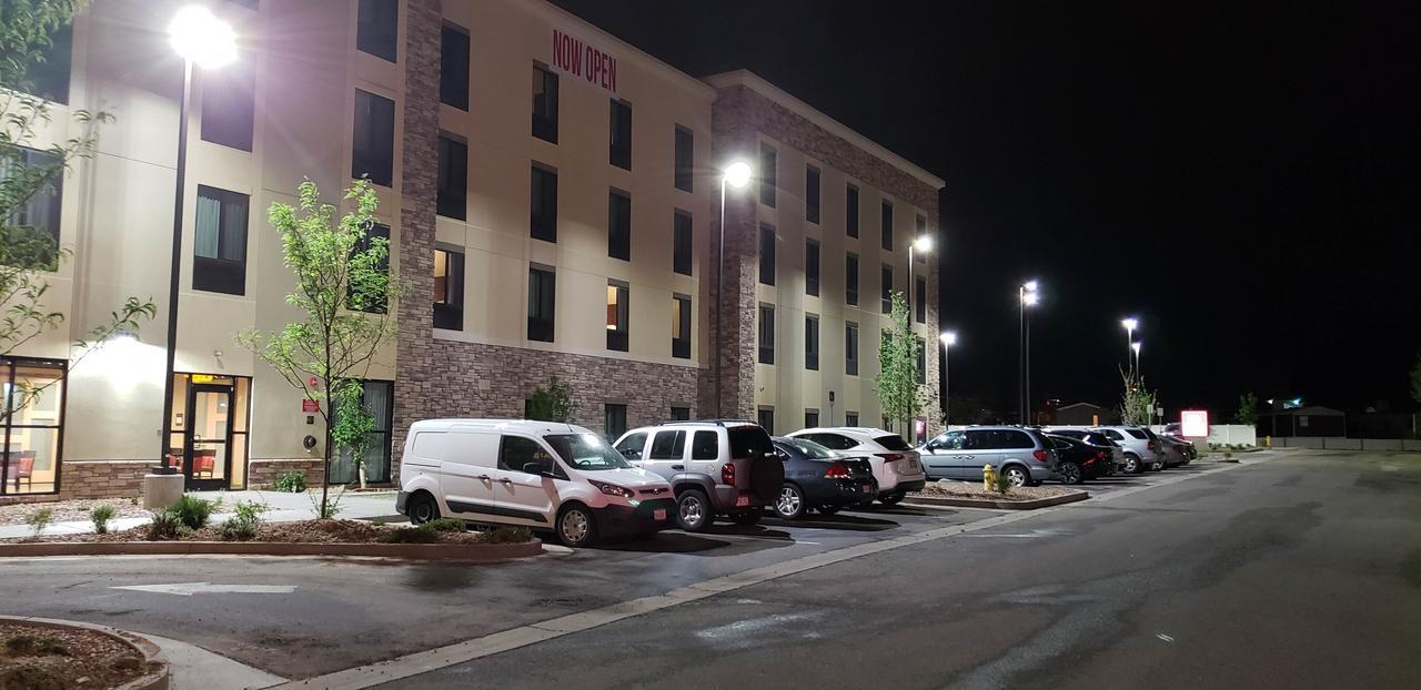 Comfort Suites Denver Near Anschutz Medical Campus Aurora Dış mekan fotoğraf